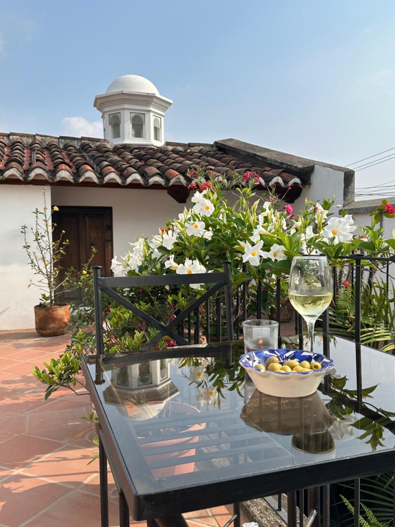 Casa Elena Bed & Breakfast Antigua Dış mekan fotoğraf