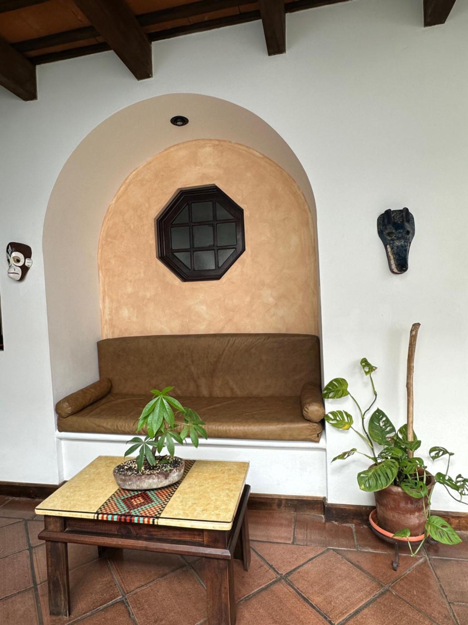 Casa Elena Bed & Breakfast Antigua Dış mekan fotoğraf