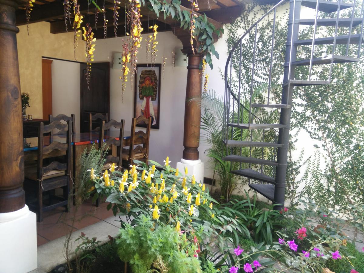 Casa Elena Bed & Breakfast Antigua Dış mekan fotoğraf
